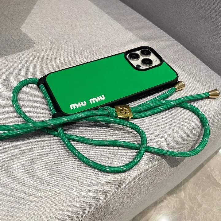 Miumiuの新しい15pro ケース